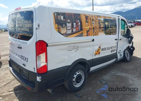 2024 Ford Transit-150 z USA, uszkodzony, nr VIN 1FTYE1Y84RKA02808